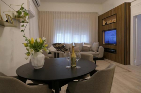 Chic Stay on Ahad Ha'Am Heart of Tel Aviv!